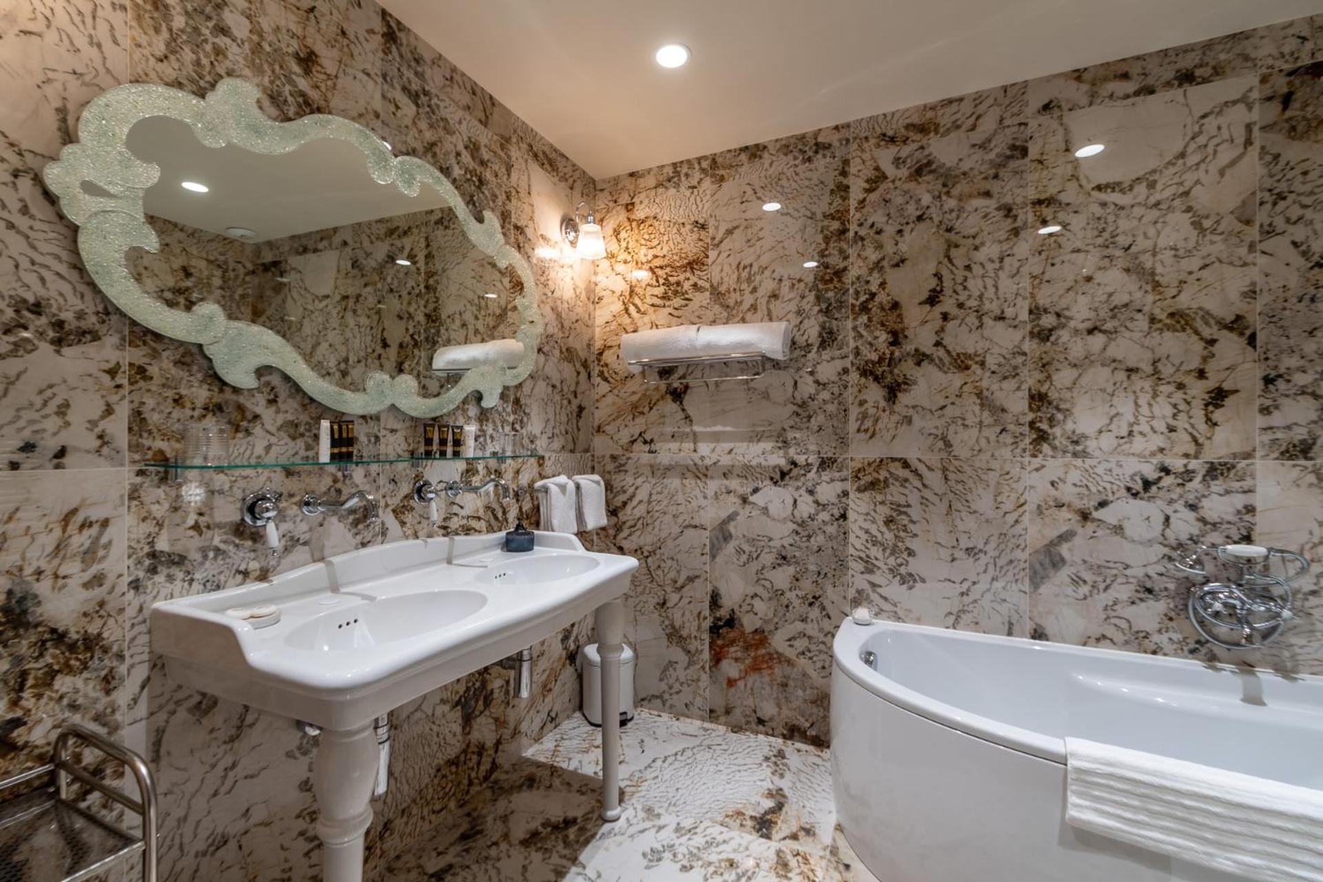 Hotel Demeure Loredana Saint-Florent  Luaran gambar